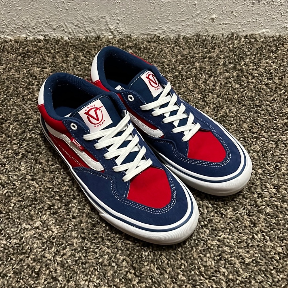 Like New Vans Rowan Pro STV Navy Blue/Red